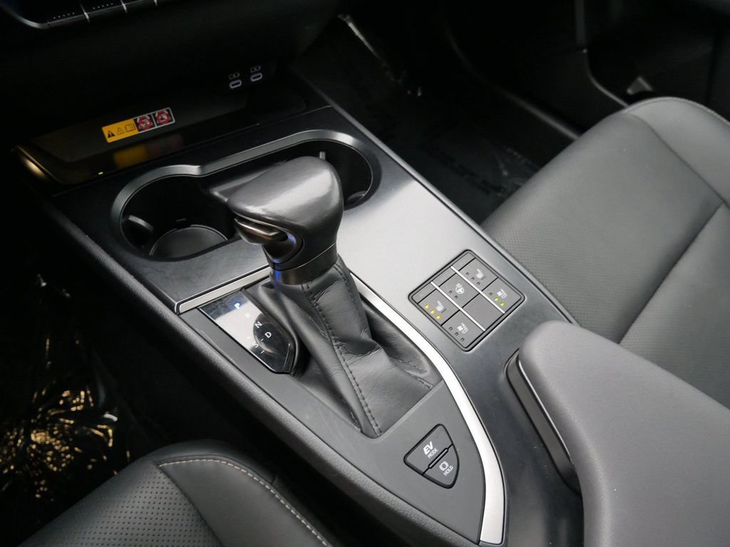 Certified 2024 Lexus UX 250h F Sport AWD/4WD image 23