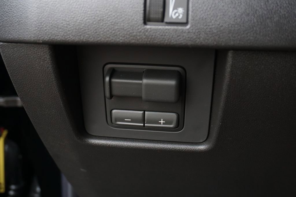 New 2026 Chevrolet Colorado ZR2 w/ Technology Package image 24