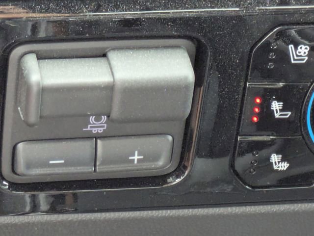 Certified 2026 Chevrolet Silverado 1500 ZR2 AWD/4WD image 30