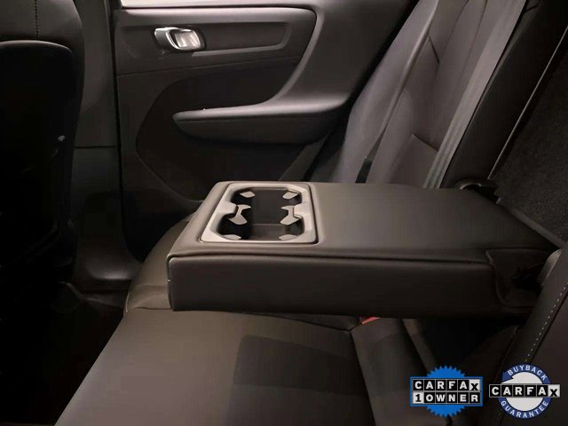 Used 2025 Volvo XC40 B5 Plus image 74