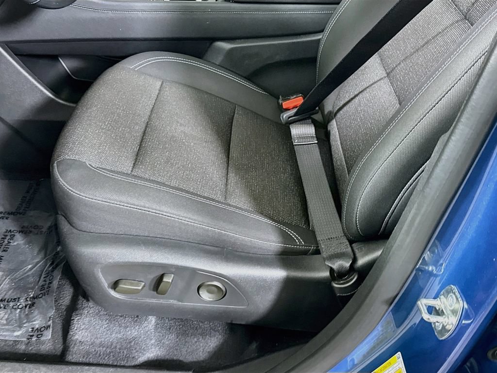 Used 2024 Chevrolet Traverse LT AWD/4WD image 24
