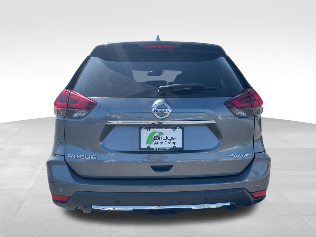 Used 2020 Nissan Rogue SV w/ Premium Package AWD/4WD image 7
