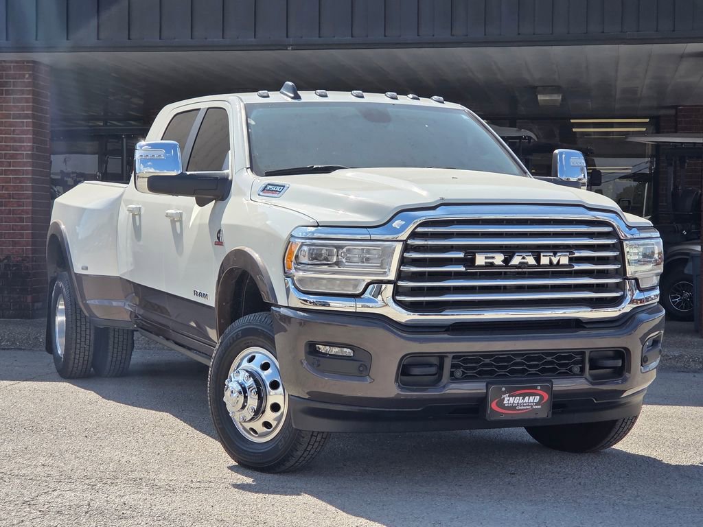 Used 2024 RAM 3500 Limited w/ Towing Technology Group image 1