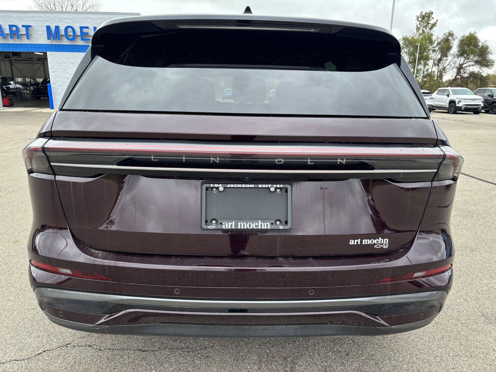 Used 2024 Lincoln Nautilus Reserve w/ Equipment Group 203A AWD/4WD image 4