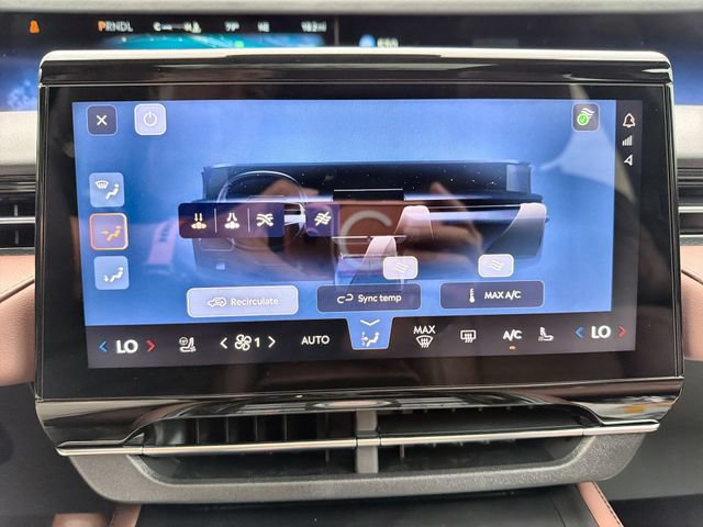 New 2026 Lincoln Nautilus Reserve AWD/4WD image 19