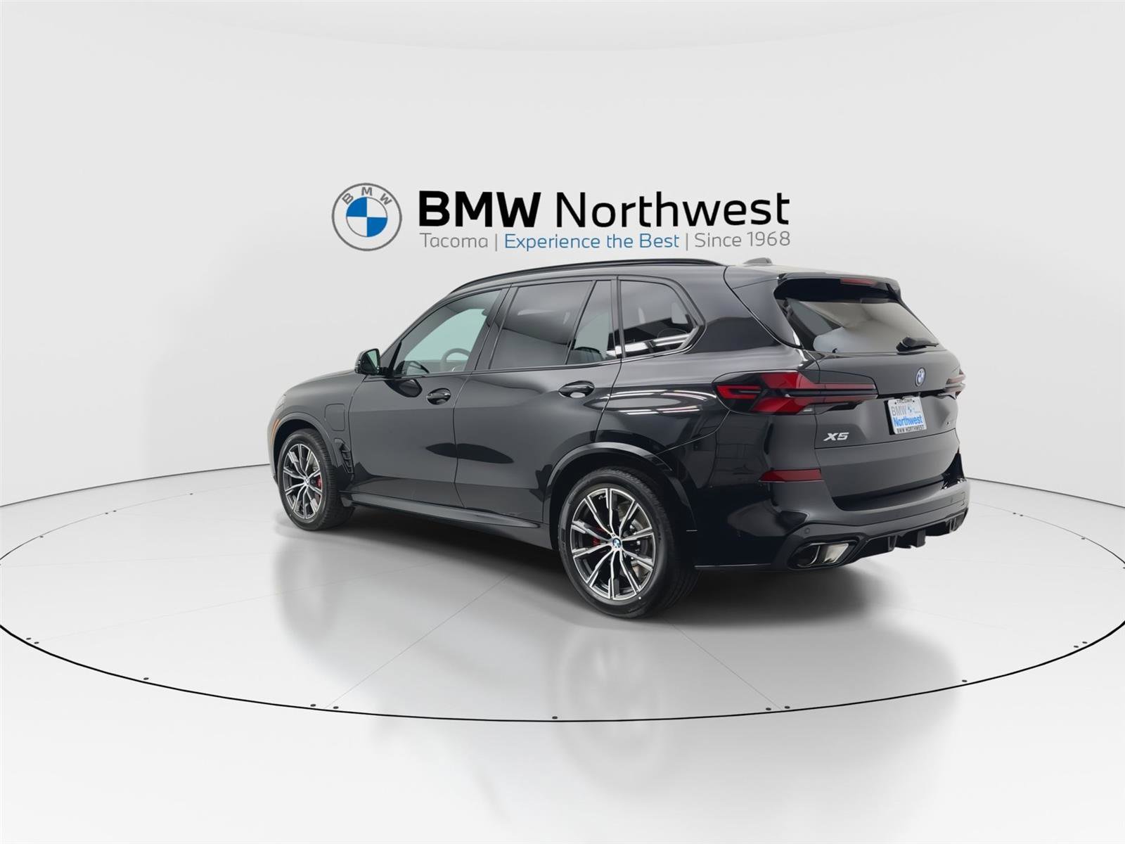 New 2026 BMW X5 xDrive50e image 12