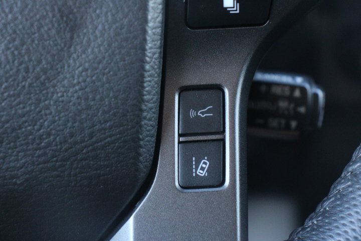 Used 2022 Toyota Tacoma TRD Off-Road AWD/4WD image 28