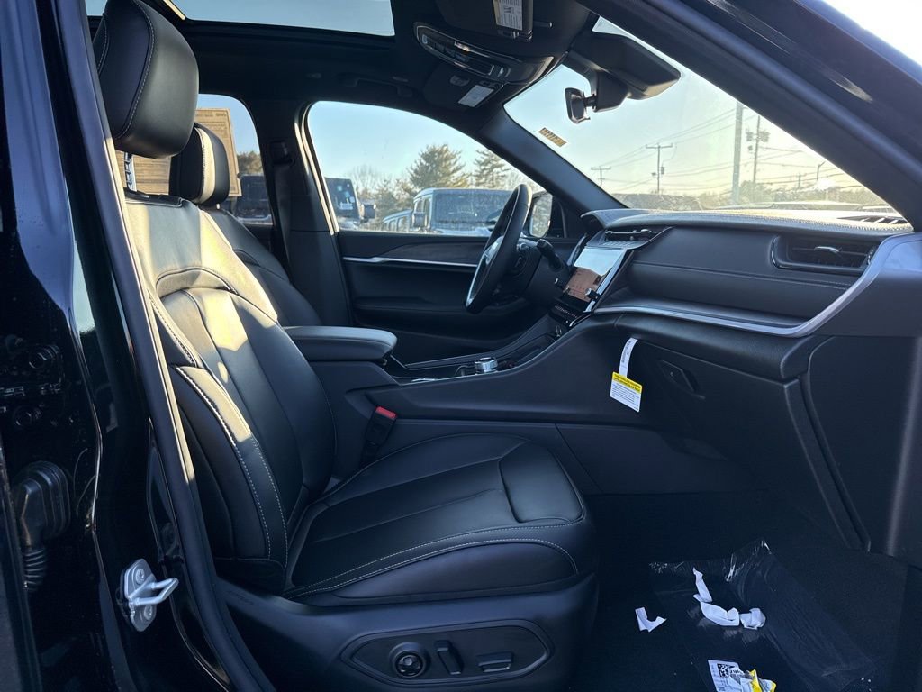 New 2026 Jeep Grand Cherokee Limited AWD/4WD image 28