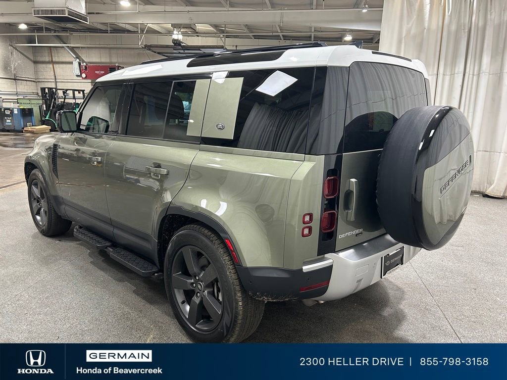 Used 2023 Land Rover Defender 110 SE AWD/4WD image 6