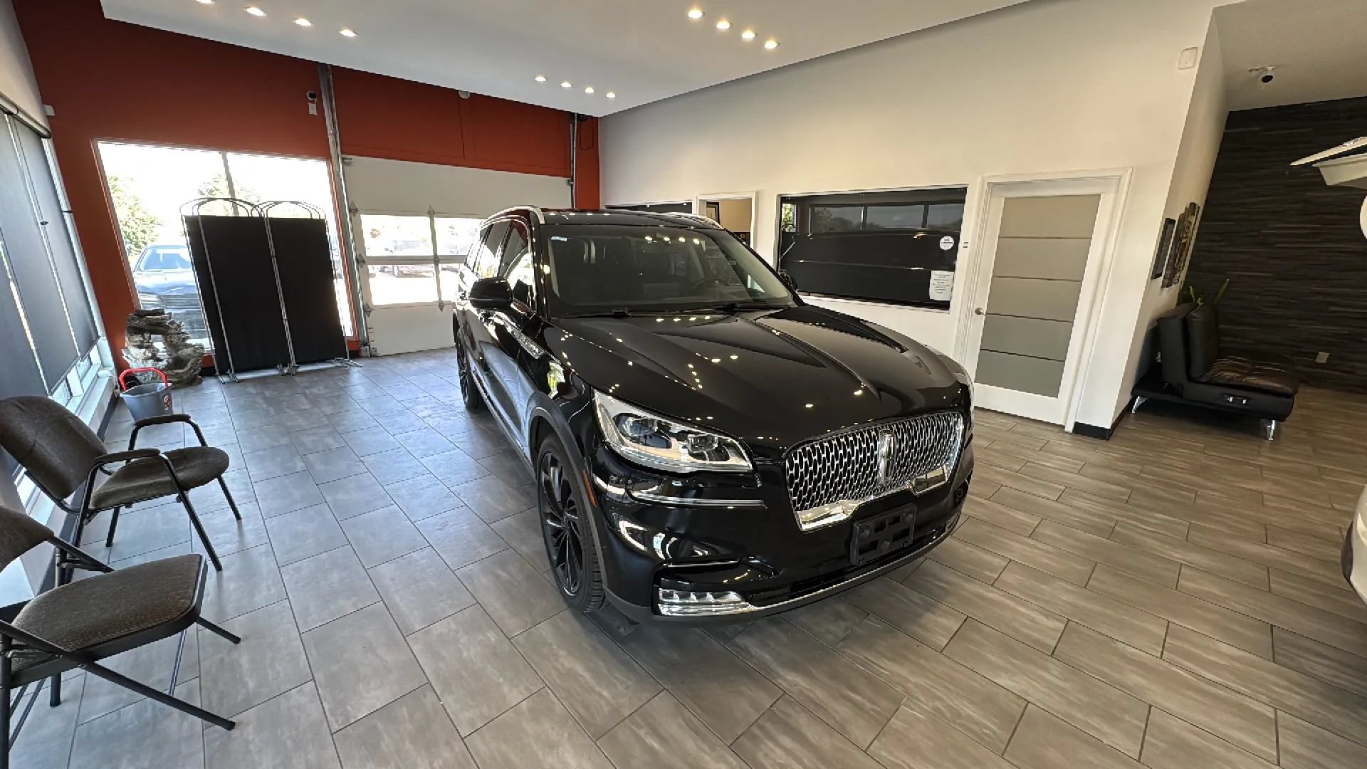Used 2020 Lincoln Aviator Reserve w/ Equipment Group 202A AWD/4WD image 40