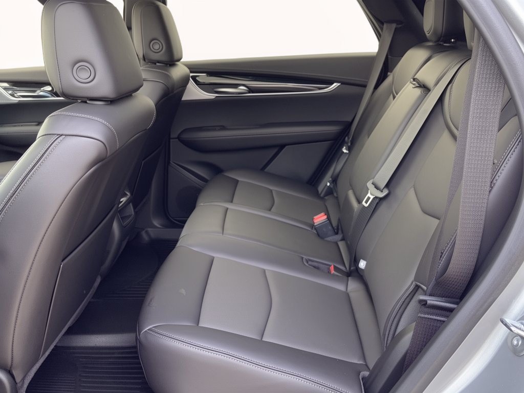 Certified 2026 Cadillac XT5 Premium Luxury w/ LPO, Floor Liner Package FWD image 25