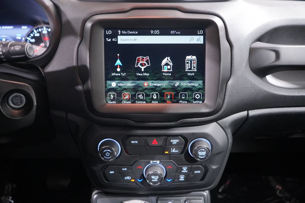 Used 2023 Jeep Renegade Trailhawk w/ Trailhawk Elite Group AWD/4WD image 14