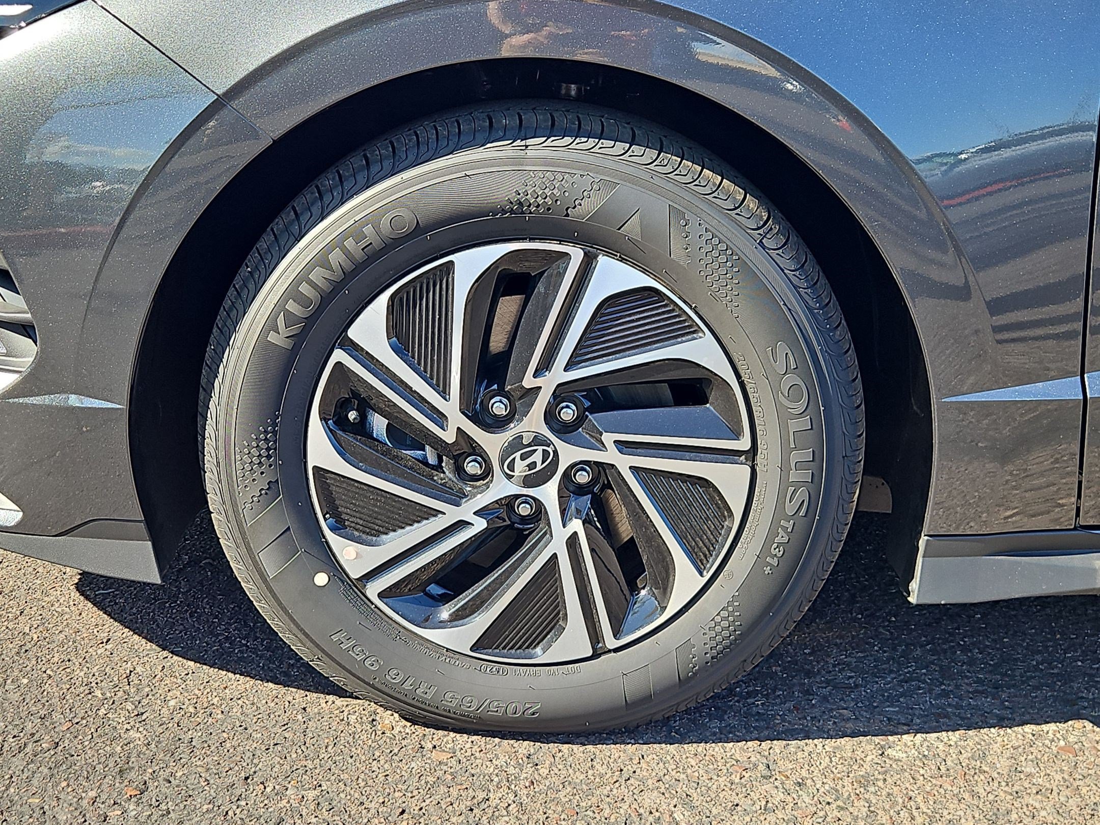 New 2026 Hyundai Sonata Blue FWD image 14
