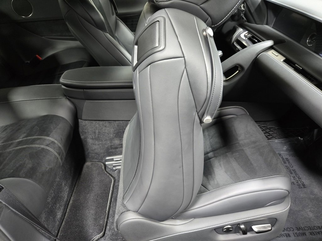 Used 2023 Lexus LC 500 Coupe w/ Performance Package image 45