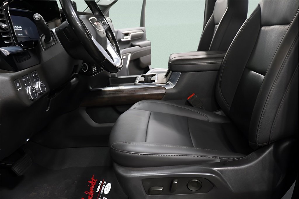 Used 2024 GMC Sierra 2500 SLT w/ SLT Convenience Package image 20