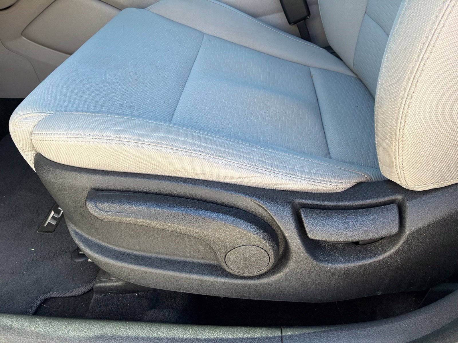 Used 2021 Hyundai Tucson SE w/ Cargo Package AWD/4WD image 15