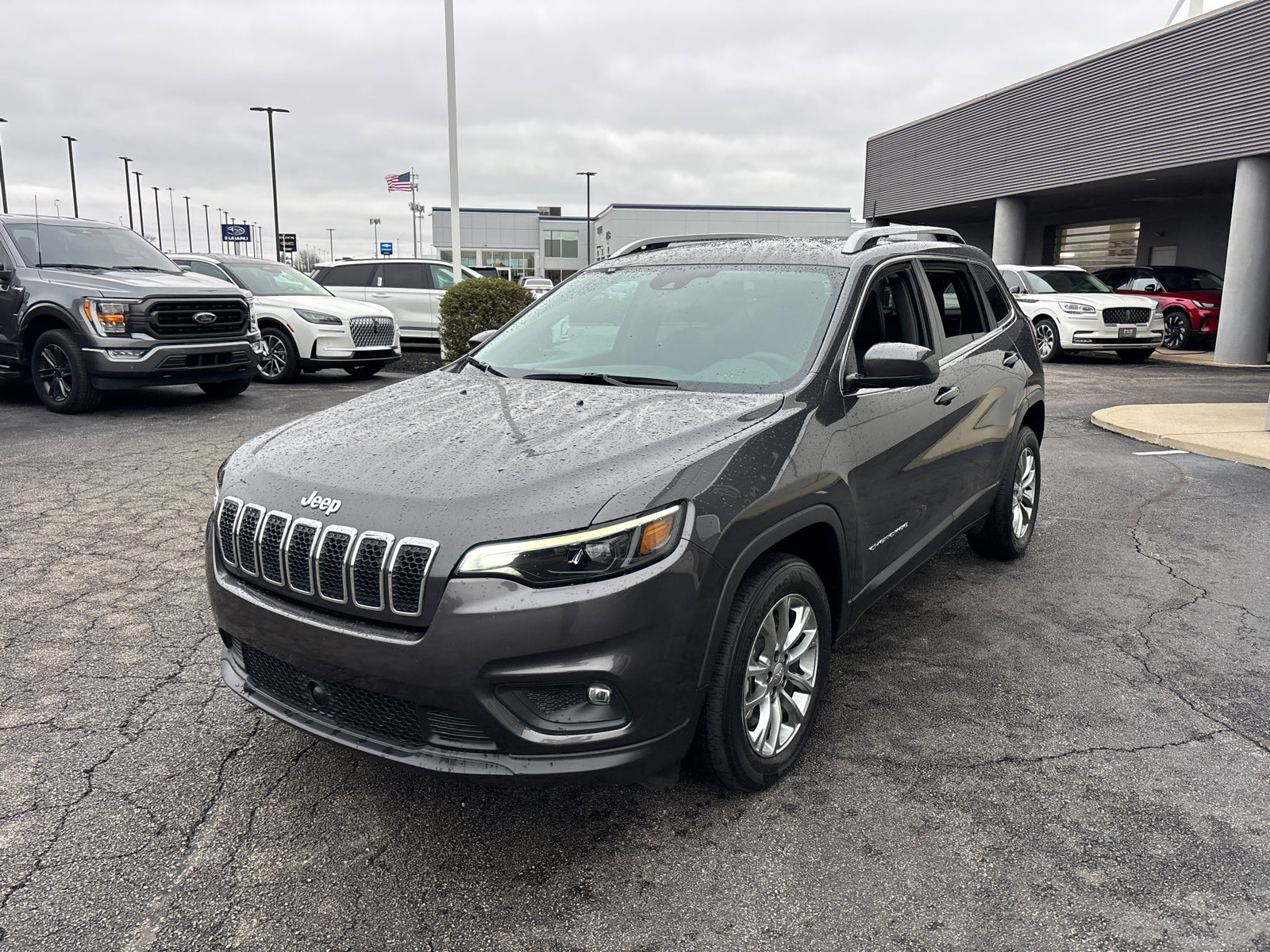 Used 2021 Jeep Cherokee Latitude Lux w/ Sun & Sound Group image 3