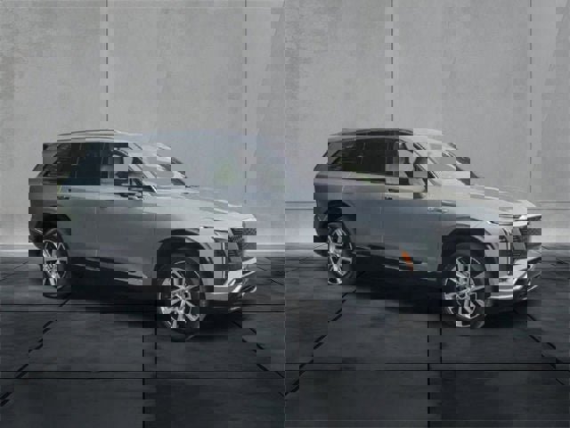 New 2026 Cadillac Vistiq Luxury image 2