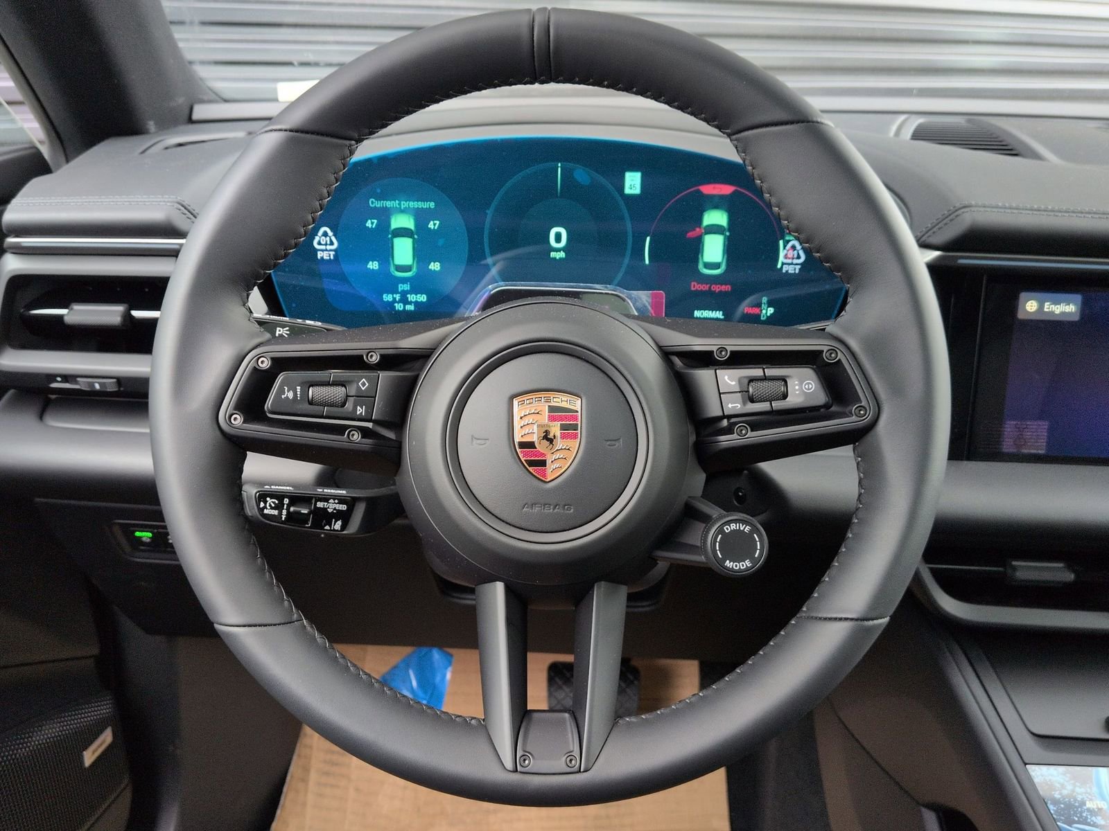 Used 2026 Porsche Macan Electric image 14