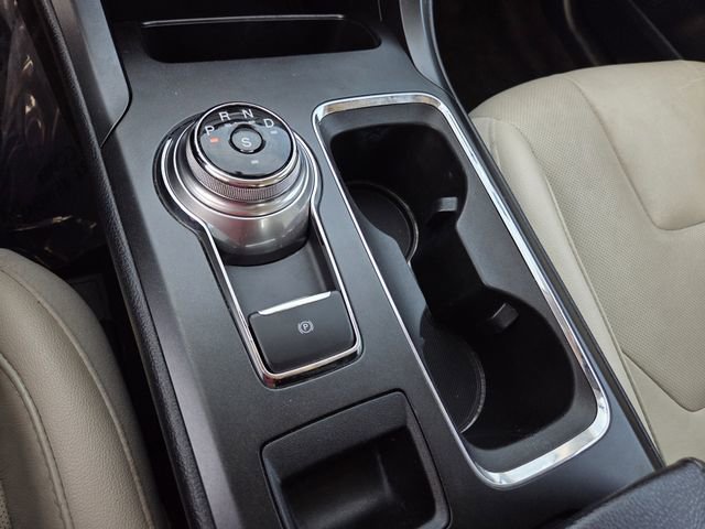 Used 2017 Ford Fusion Titanium image 11