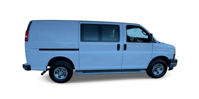 Used 2024 Chevrolet Express 2500 Work Van w/ Driver Convenience Package image 9