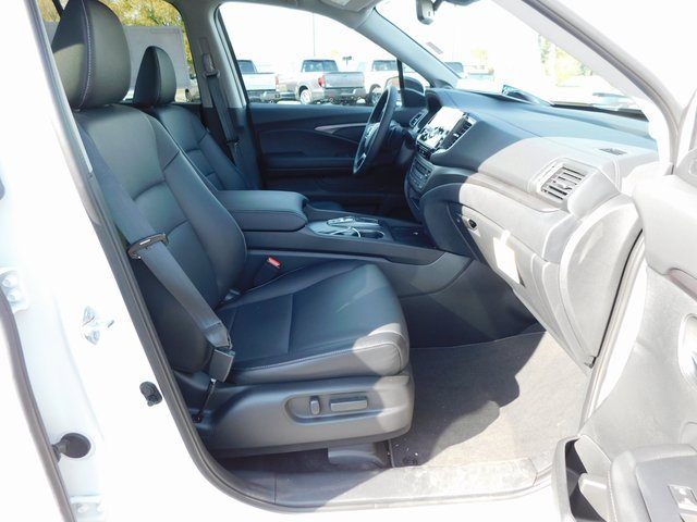 New 2025 Honda Ridgeline RTL image 21