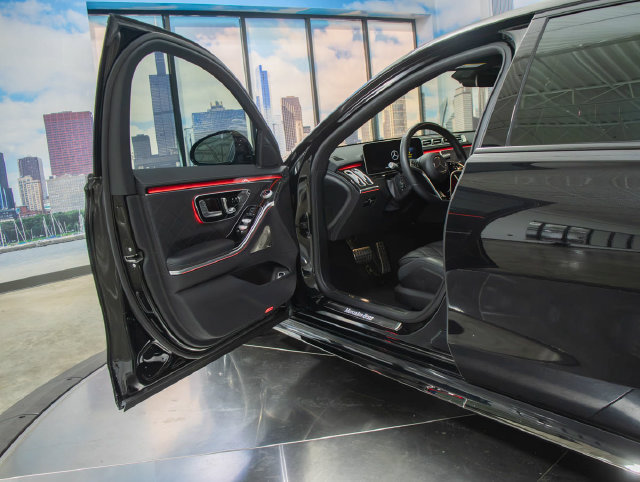 Certified 2023 Mercedes-Benz S 580 4MATIC Sedan image 13