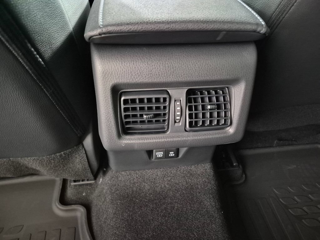 Used 2026 Toyota Camry XSE FWD image 23