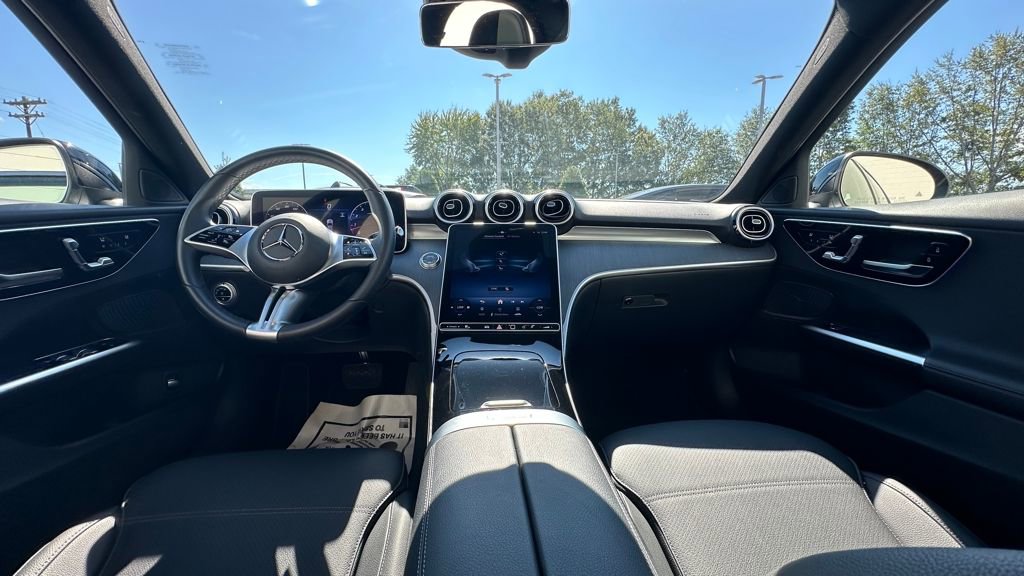 Used 2025 Mercedes-Benz C 300 Sedan image 28