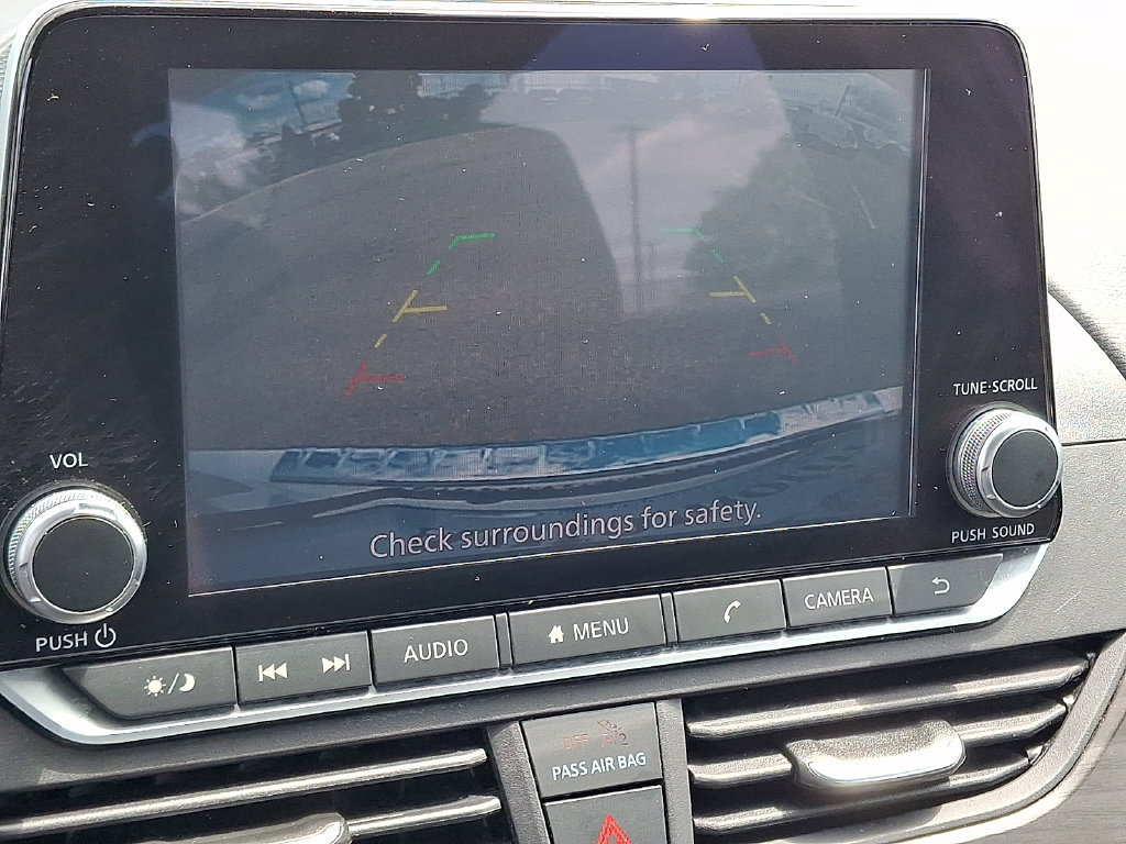 Used 2023 Nissan Altima 2.5 SV FWD image 4