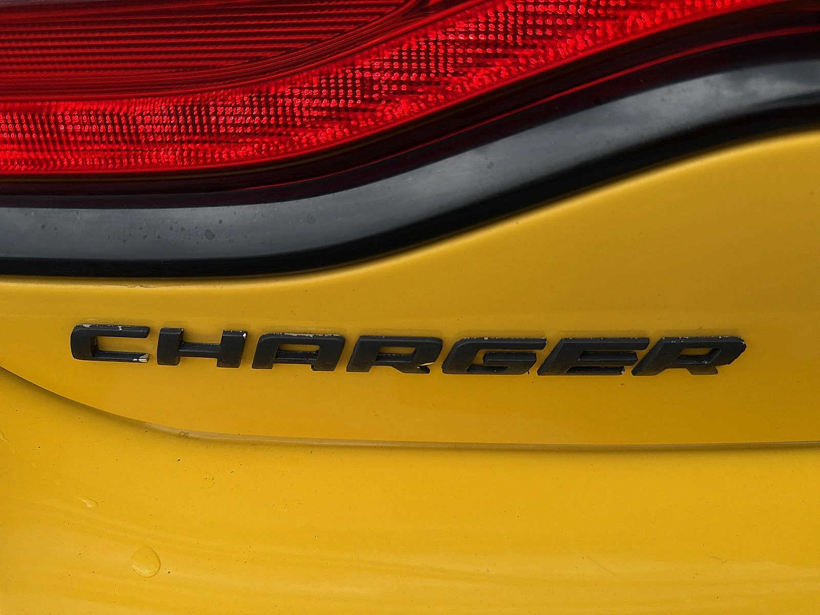Used 2012 Dodge Charger SRT8 Super Bee w/ Driver Convenience Group II RWD image 15