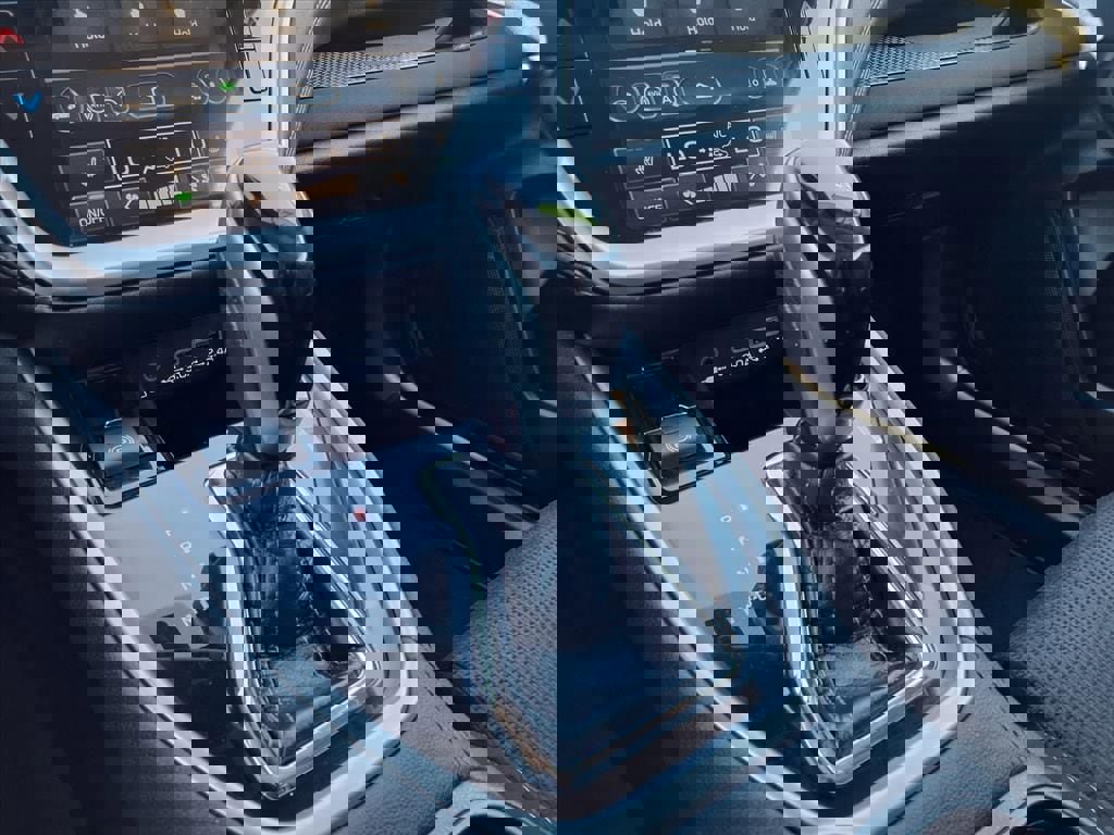 Used 2023 Subaru Outback Premium image 27