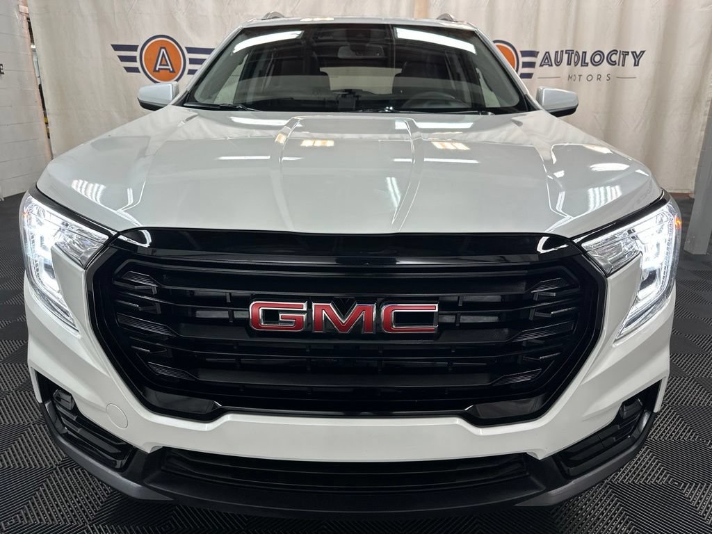 Used 2022 GMC Terrain SLT AWD/4WD image 3