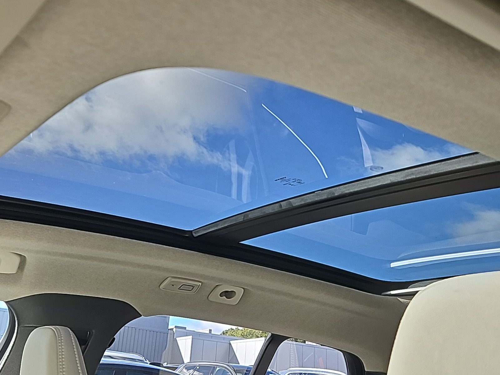 New 2025 Volvo XC40 B5 Plus w/ Protection Package Premier image 6