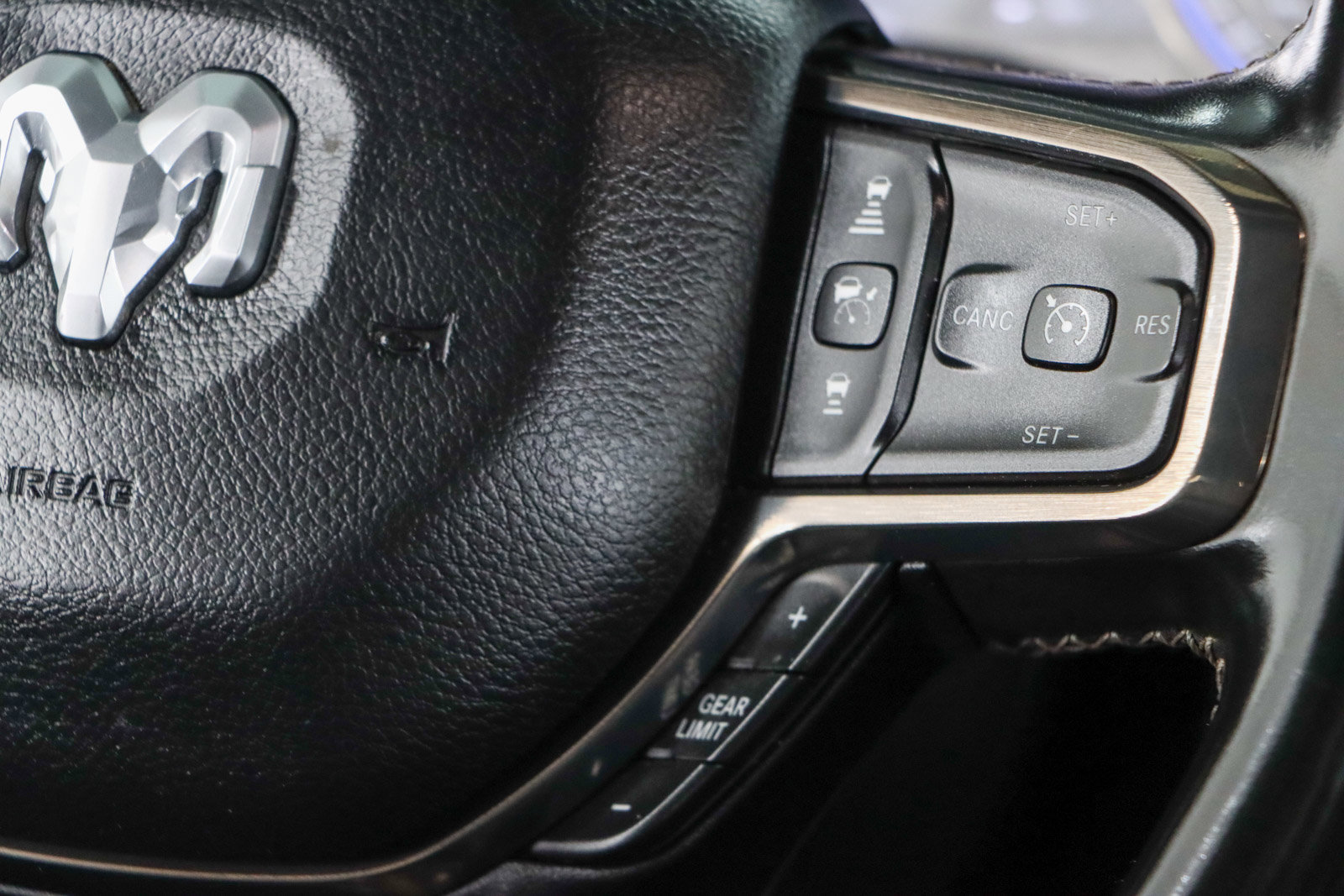 Used 2021 RAM 1500 Limited AWD/4WD image 15