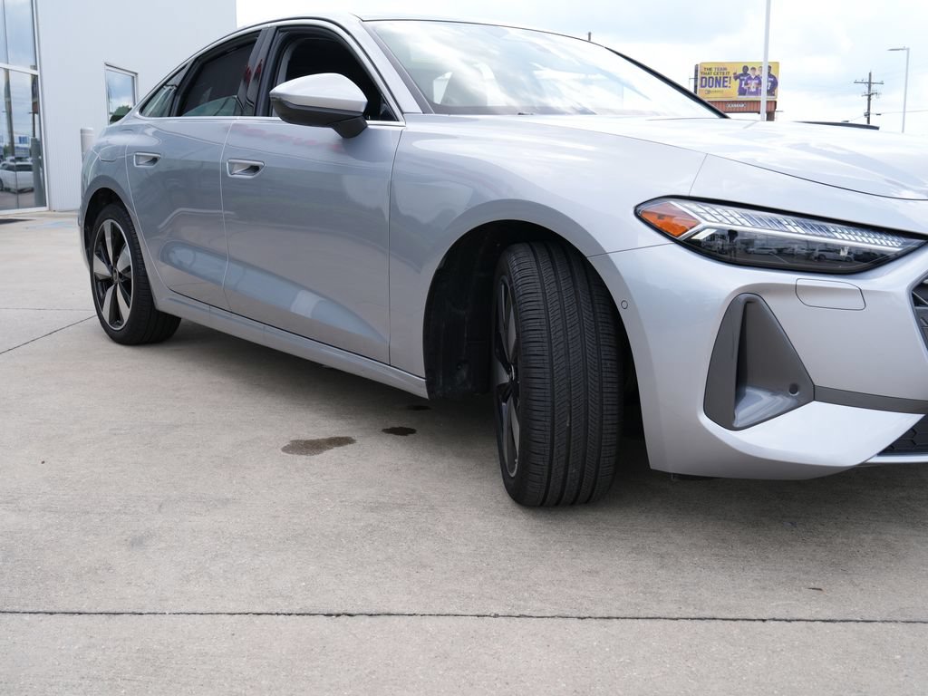 Used 2025 Audi A5 2.0T Premium w/ 19" Wheel Package AWD/4WD image 12