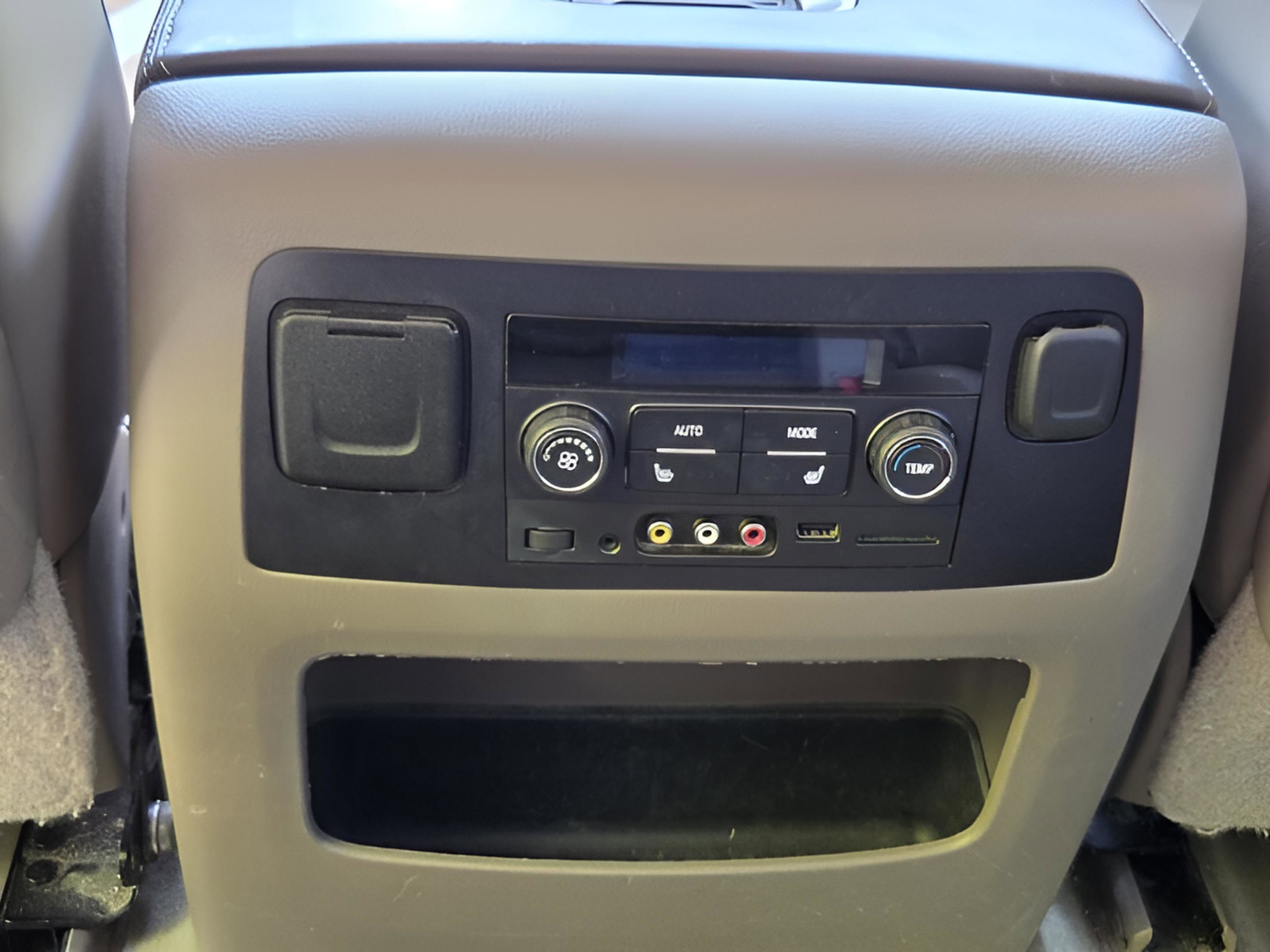 Used 2016 Chevrolet Tahoe LTZ image 12