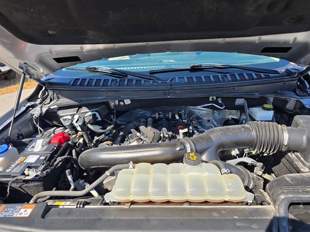 Used 2022 Ford Expedition Limited image 14