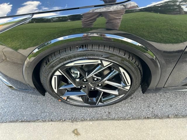 New 2026 Kia K4 GT-Line w/ GT-Line Premium Package FWD image 4
