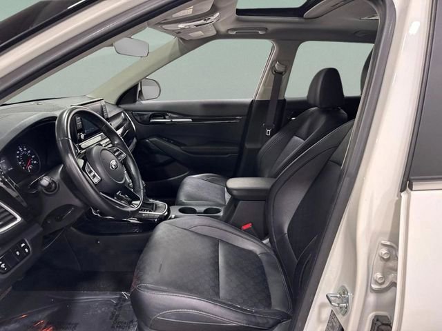 Used 2021 Kia Seltos EX AWD/4WD image 8