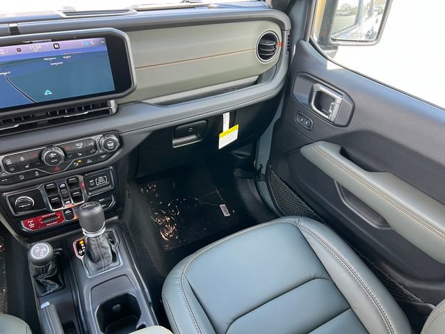 New 2026 Jeep Gladiator Mojave AWD/4WD image 33