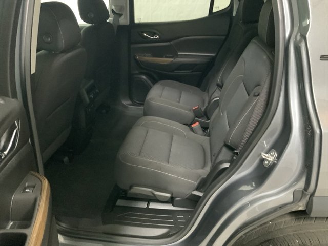 Used 2022 GMC Acadia SLE w/ Driver Convenience Package AWD/4WD image 17