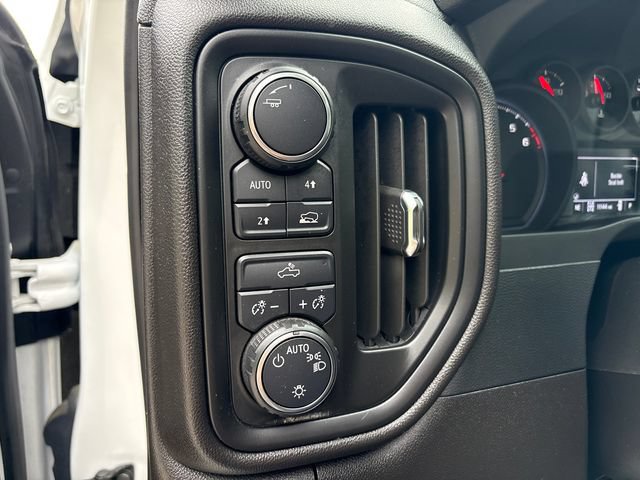 Used 2024 Chevrolet Silverado 1500 Custom w/ Rally Edition AWD/4WD image 18