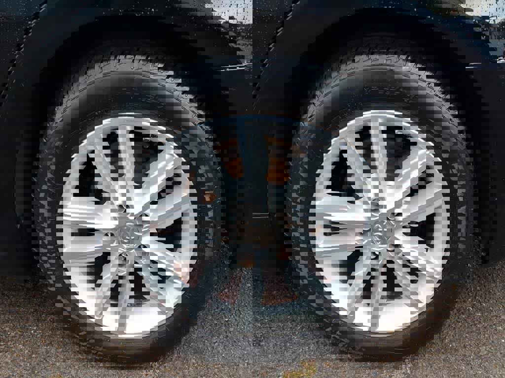 Used 2014 Toyota Avalon XLE Premium FWD image 8