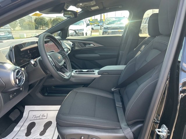 New 2026 Chevrolet Equinox EV LT image 15