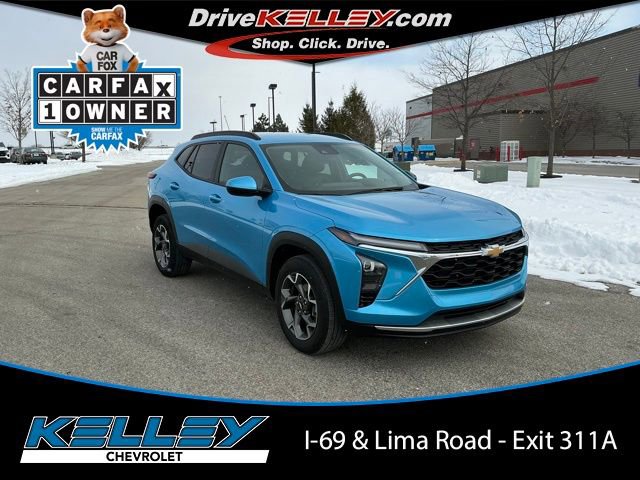 Used 2025 Chevrolet Trax LT w/ Driver Confidence Package image 1