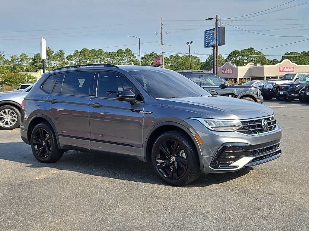 Used 2023 Volkswagen Tiguan SE R-Line