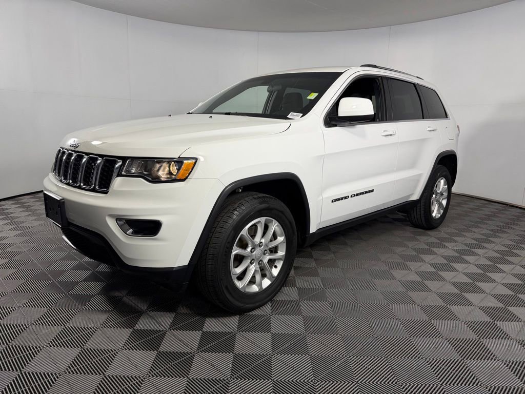 Used 2021 Jeep Grand Cherokee Laredo w/ Security & Convenience Group image 4