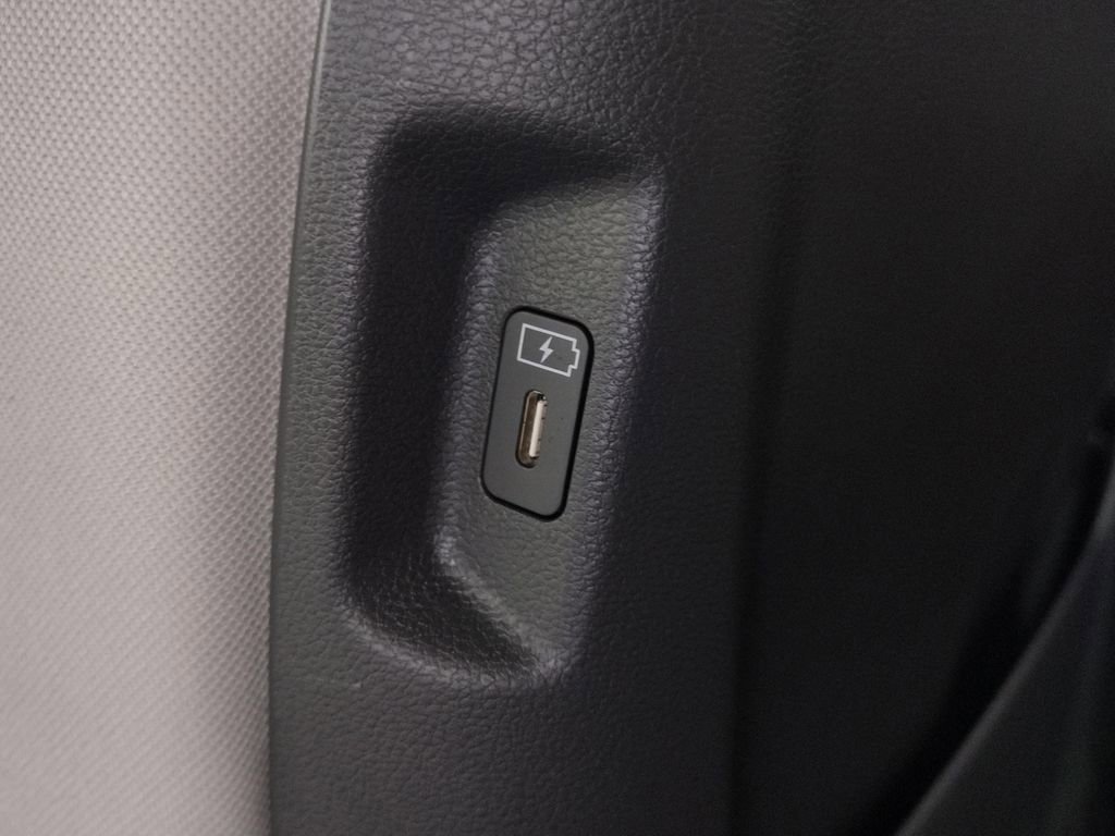 New 2026 Hyundai Santa Fe SE image 31