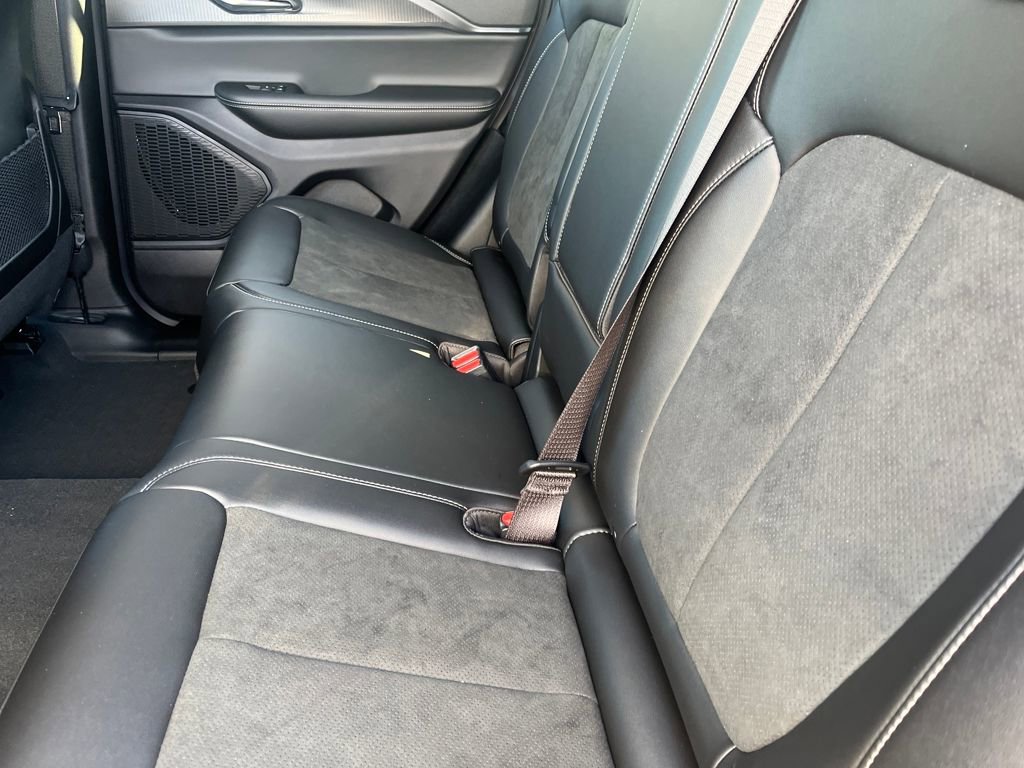 New 2025 Jeep Grand Cherokee Laredo image 27